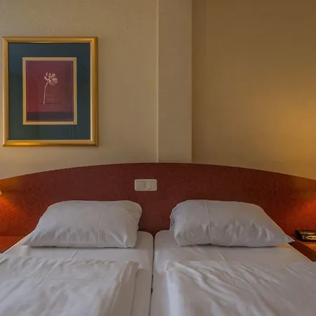 Szálloda Prominent 4*